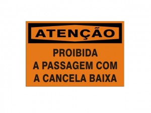 proibida_a_passagem_com_a_cancela_abaixada